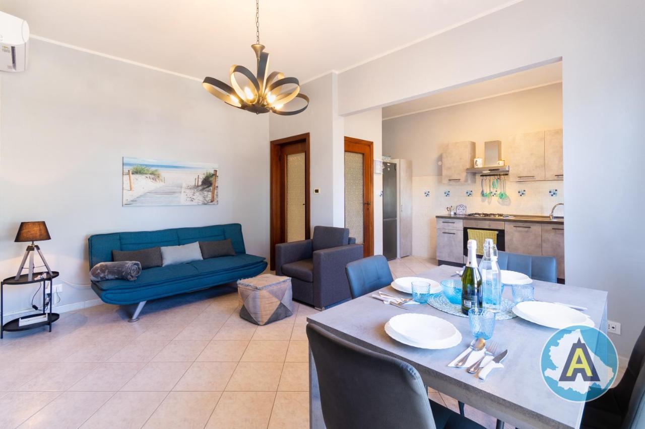 Casa Del Bello - Appartamento Di Fronte Al Mare A Silvi Silvi Marina Buitenkant foto