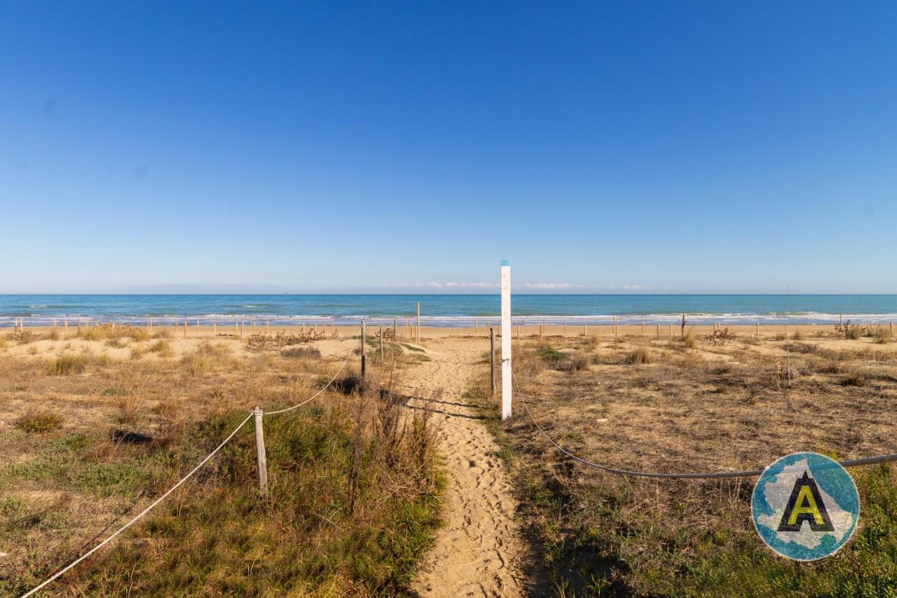 Casa Del Bello - Appartamento Di Fronte Al Mare A Silvi Silvi Marina Buitenkant foto